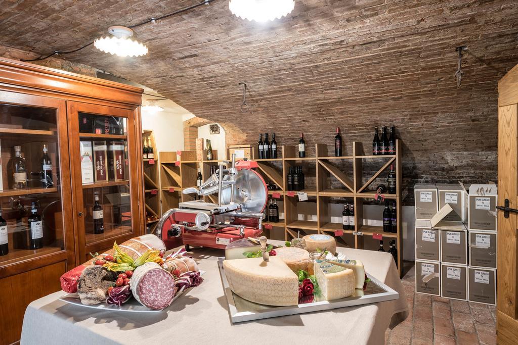 Hotel Villa Malaspina Castel d'Azzano Esterno foto